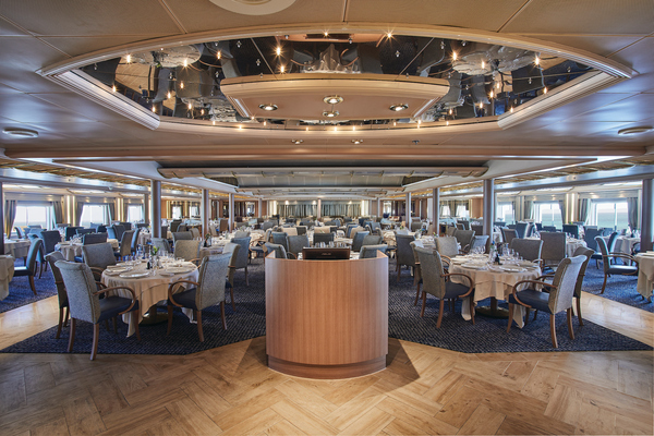 Silversea - Silver Wind - The Restaurant 1.jpg